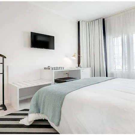 Cristal Marinha Hotel