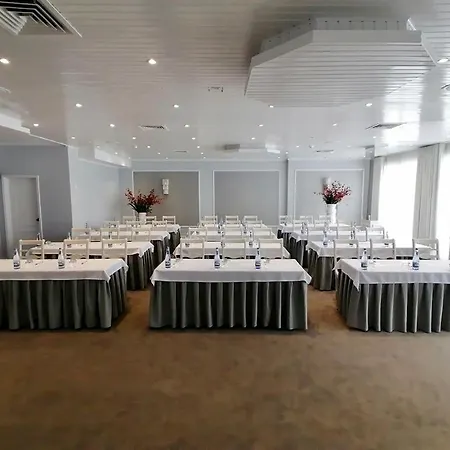 Hotel Cristal Marinha 3*