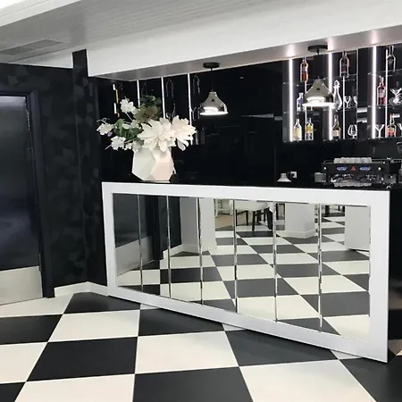 Hotel Cristal Marinha 3*