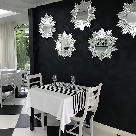 酒店 克瑞斯玛丽娜特酒店
