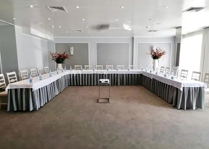 克瑞斯玛丽娜特酒店 大马里尼亚