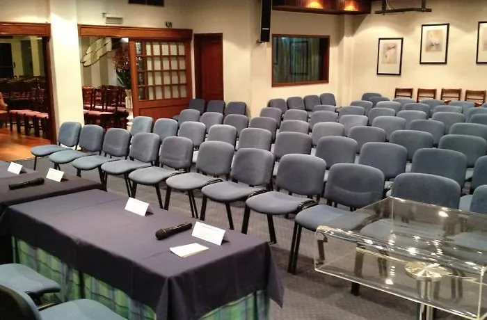 酒店 克瑞斯玛丽娜特酒店 3*